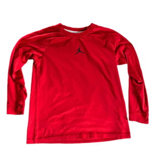 NIKE Boys long sleeve shirt Jordan. Size M, Red in color